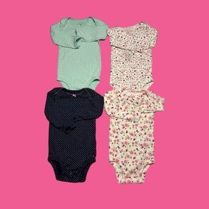 Simple joys by carters 4 long sleeve onesie size: 6-9m